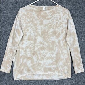 Lululemon back in action long sleeve